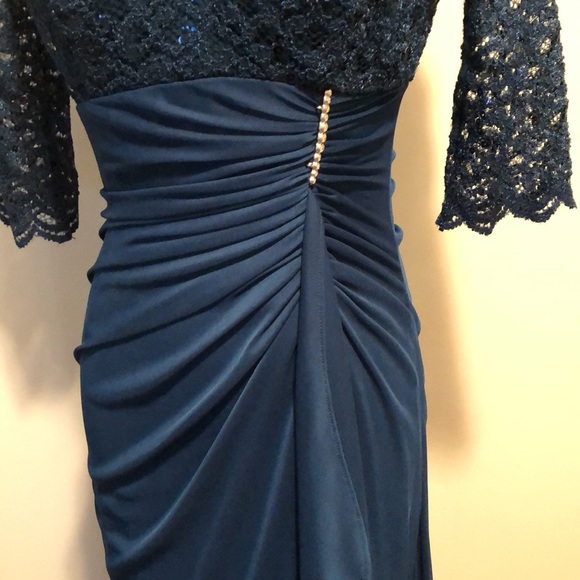 Long chiffon dress! - Picture 3 of 7